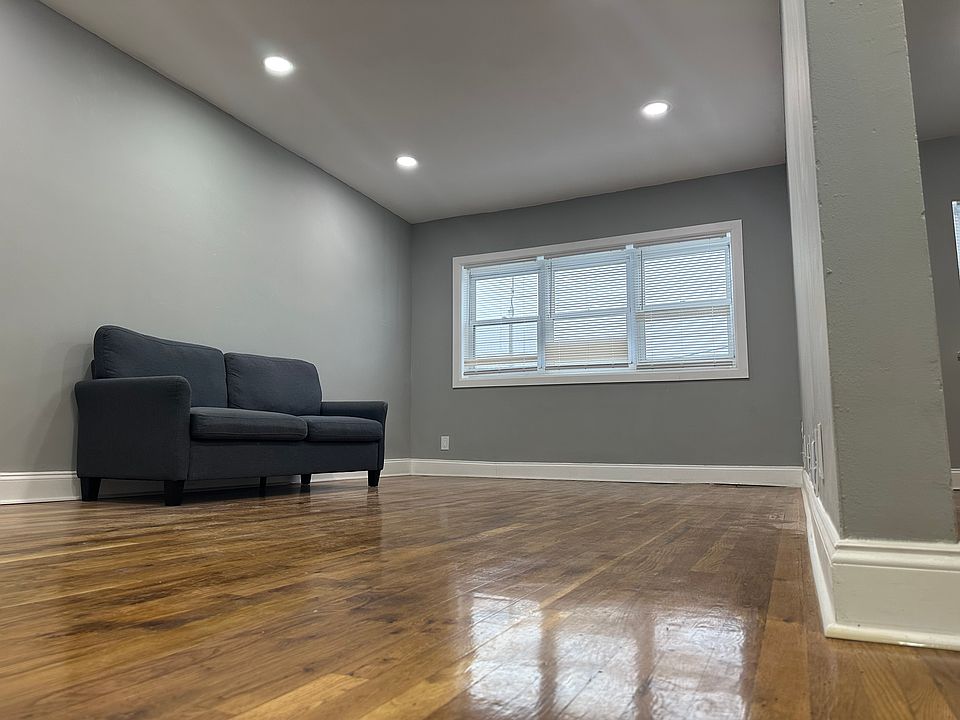 1st image of 1507 Research Ave #2