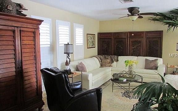 4th image of 21221 Edgewater Dr