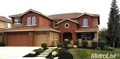 4 Cadbury Ct photo 1