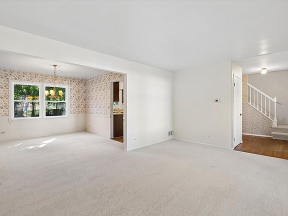 4th image of 5 Malvern Ln
