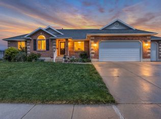 486 W 350 S, Layton, UT 84041