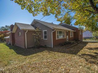 719 Ridgeview Dr, Clinton, TN 37716