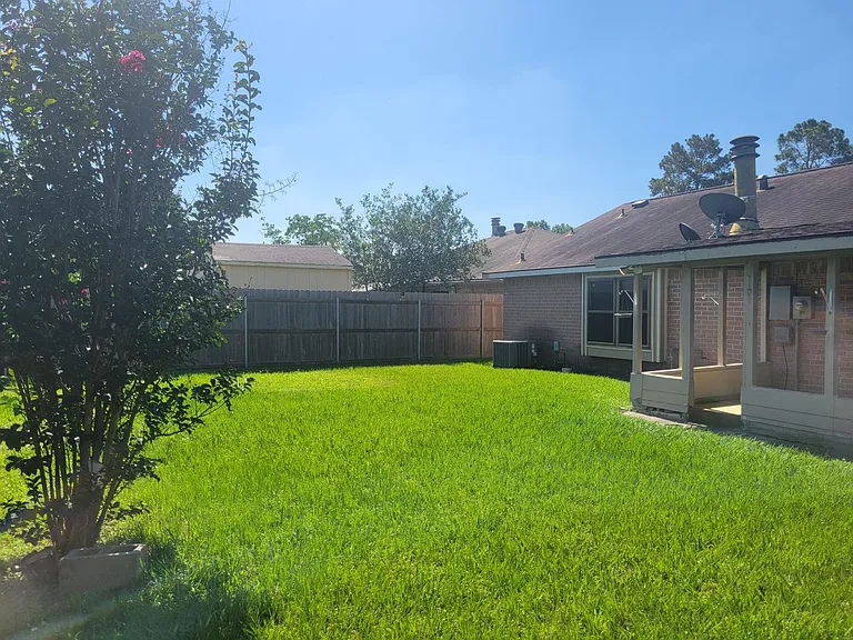 18606 Bridoon Dr — Photo 14