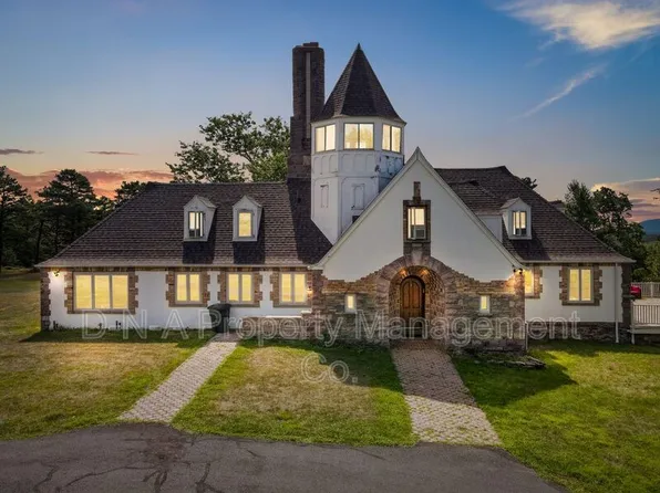 133 Montanesca Rd, Mount Pocono, PA 18344