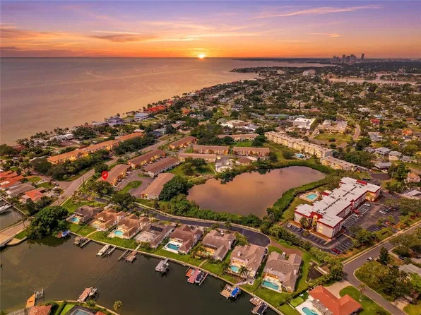 4570 OVERLOOK DRIVE NE #175, ST PETERSBURG, FL 33703
