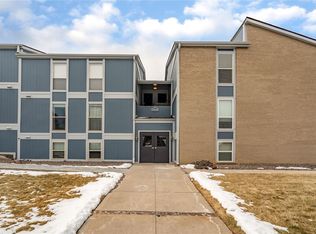 7303 S Xenia Cir APT B, Centennial, CO 80112