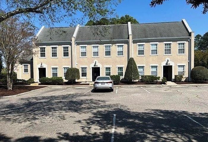 4595 Girvan Dr. #1D
