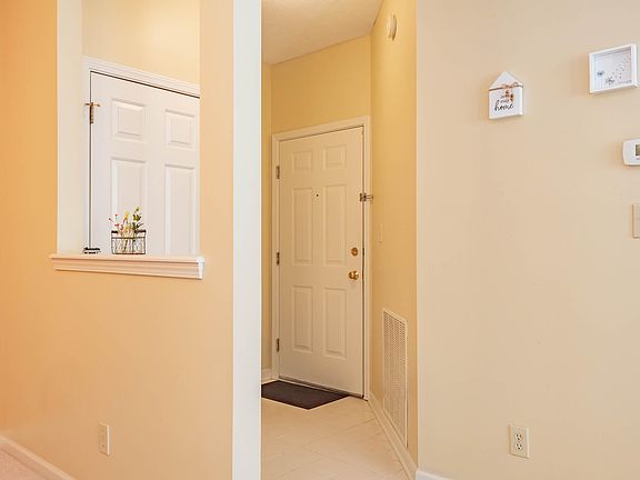 4th image of 3707 E Barrington Dr #D204