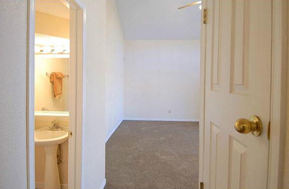 5th image of 7537 Medano Dr