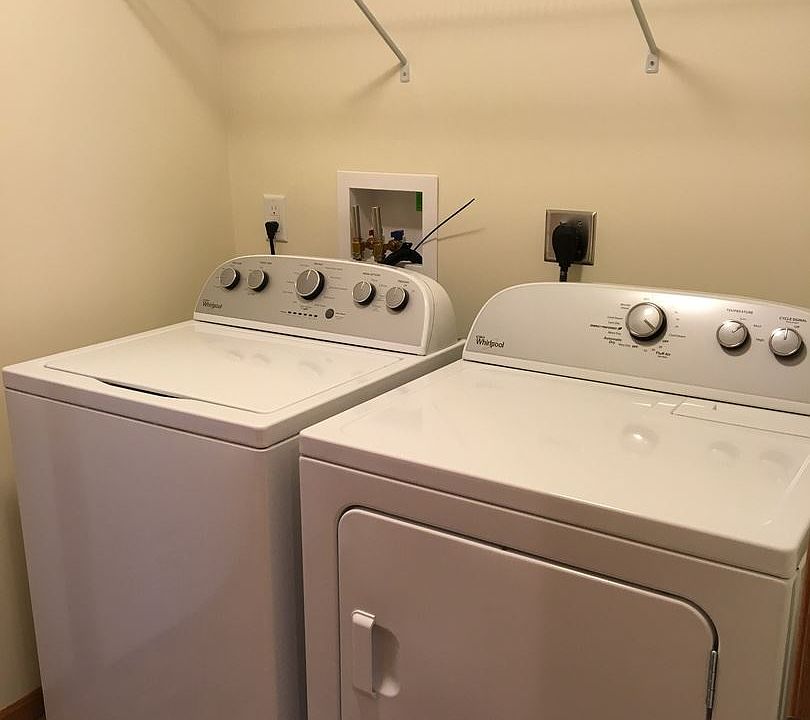 1st image of 2202 Shamrock Ln