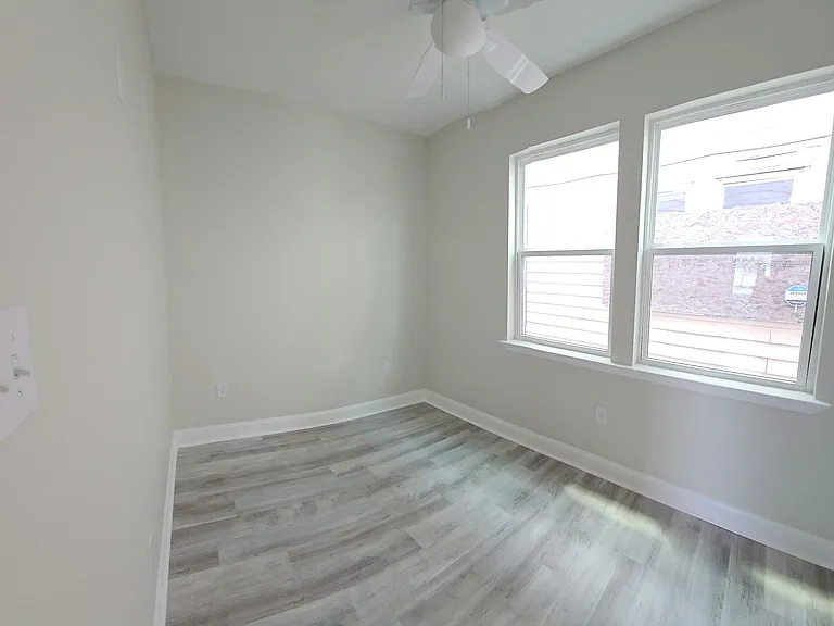 8709 Apricot St — Photo 25