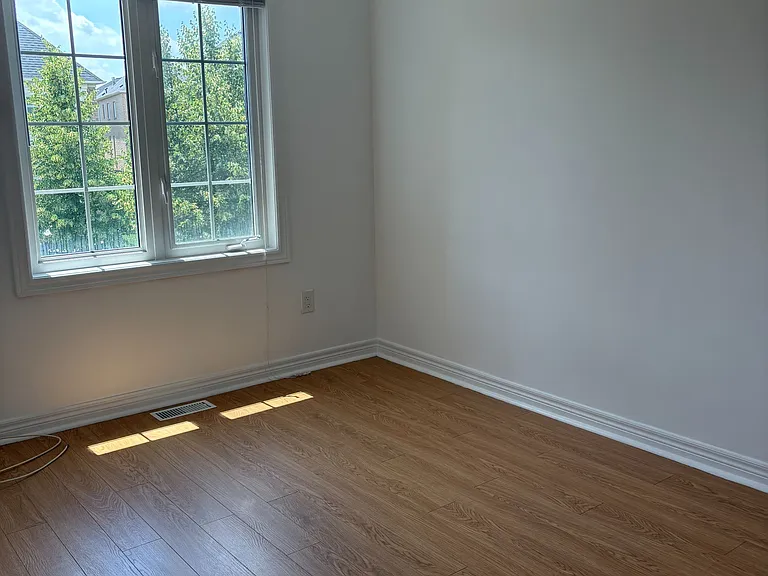 140 Foxwood Rd — Photo 17