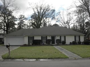 312 Emerson Dr, Hattiesburg, MS 39401