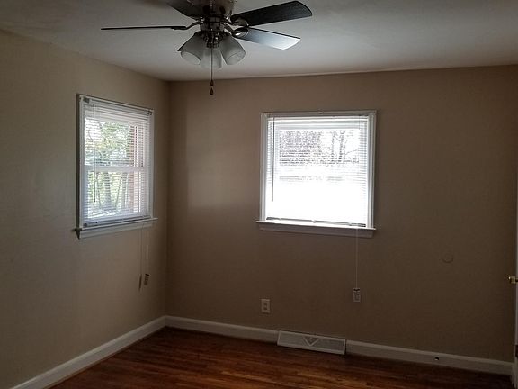 3rd image of 3706 Sunnycrest Ave