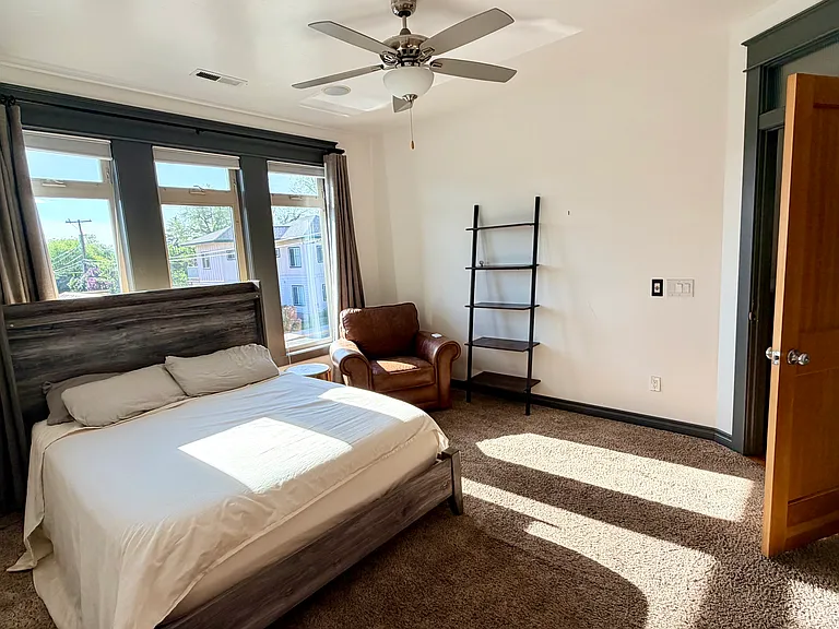 222 Inez St #A — Photo 8