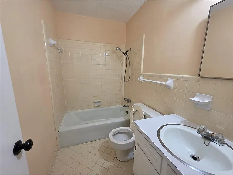 521 Evergreen Rd — Photo 11