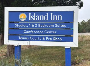 Island Inn, Oak Bluffs, MA 02557
