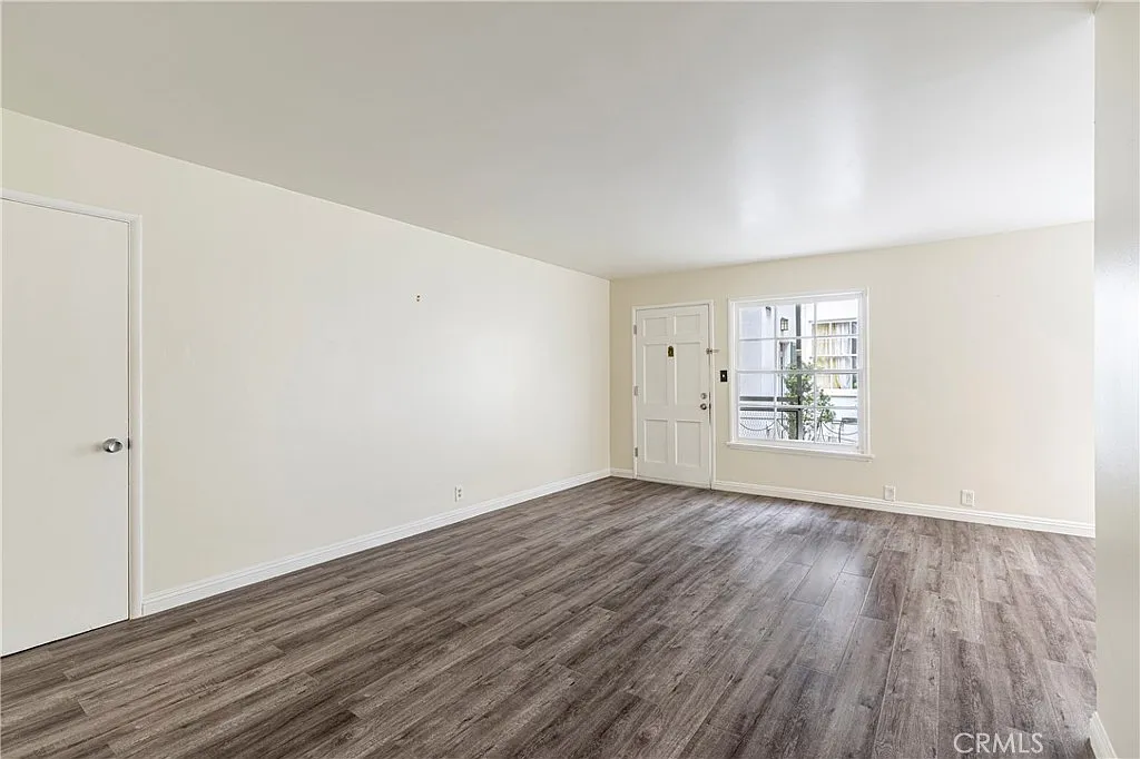 1 bed, 650 sqft, $2,700 — Photo 2