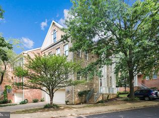 134 Rees Pl, Falls Church, VA 22046