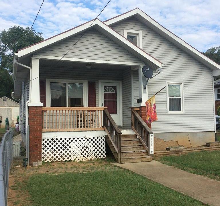 1st image of 1132 14th St SE