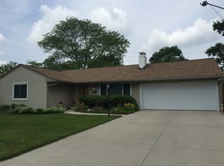 3275 Colchester Rd, Upper Arlington, OH 43221