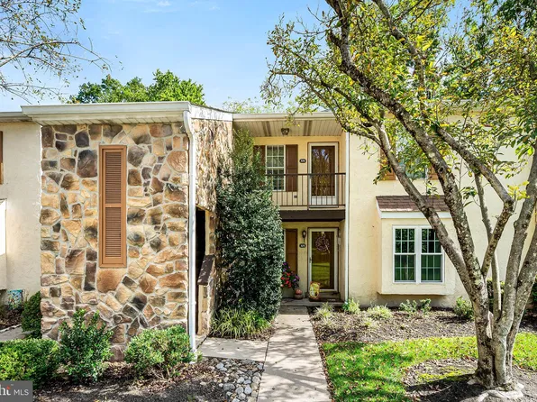 306 Valley Stream Ln #306, Wayne, PA 19087