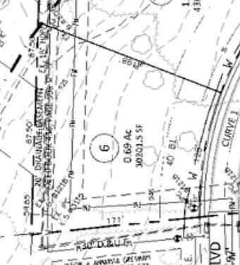 4th image of 703 Bellerive Blvd