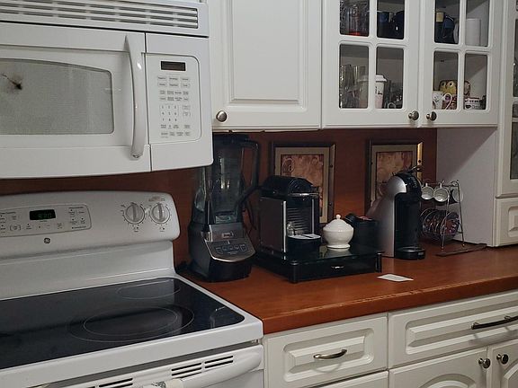 3rd image of 12350 NW 11th Ln #12350
