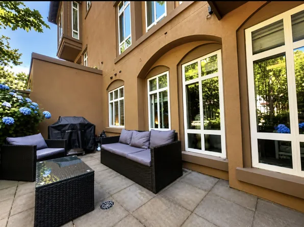 3068 W 4th Ave, Vancouver, BC V6K 1R4