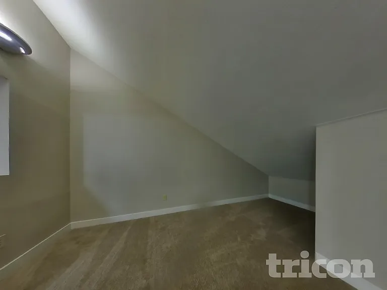 6340 W Mercer Ln — Photo 18