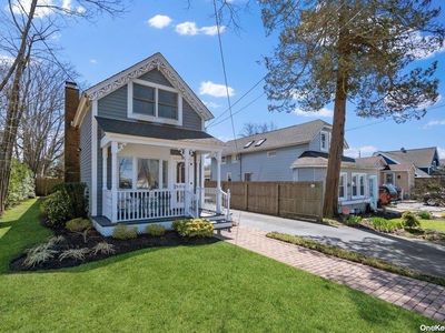 18 Park Street, Blue Point, NY, 11715