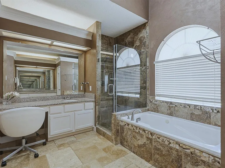 19822 Emerald Springs Dr — Photo 15
