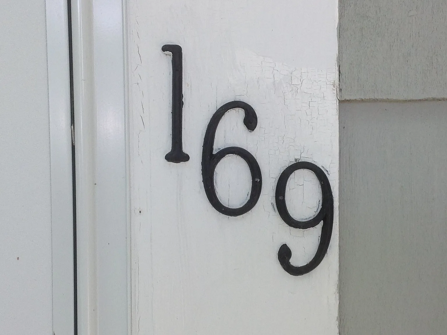 2 bed, 1.0 bath, 900 sqft, $2,000 — Photo 2