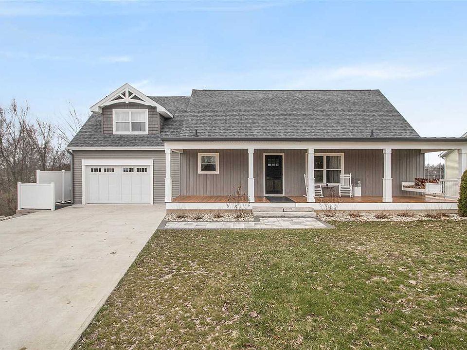 1st image of 10620 Loughrea Ln