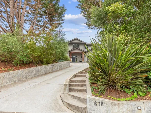 676 Clubhouse Dr, Aptos, CA 95003