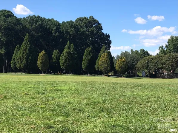 5815 Long Stirrup Ln #121, Charlotte, NC 28227