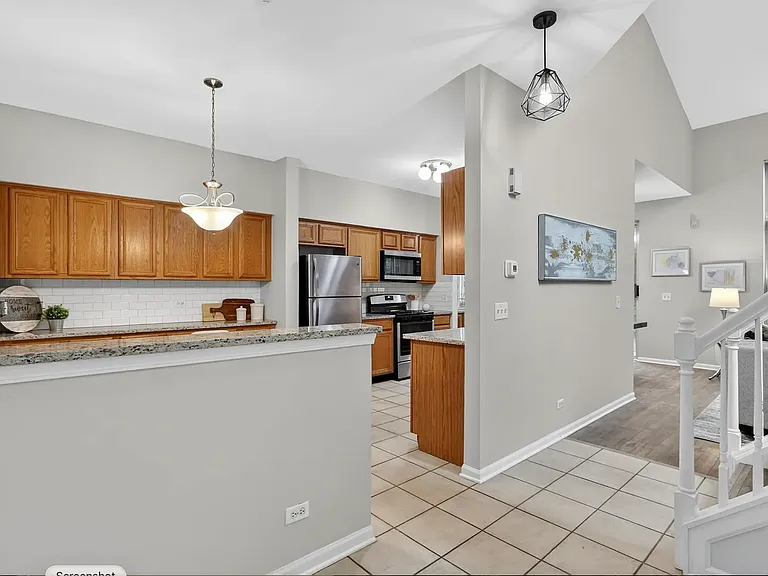 1258 S Candlestick Way — Photo 5