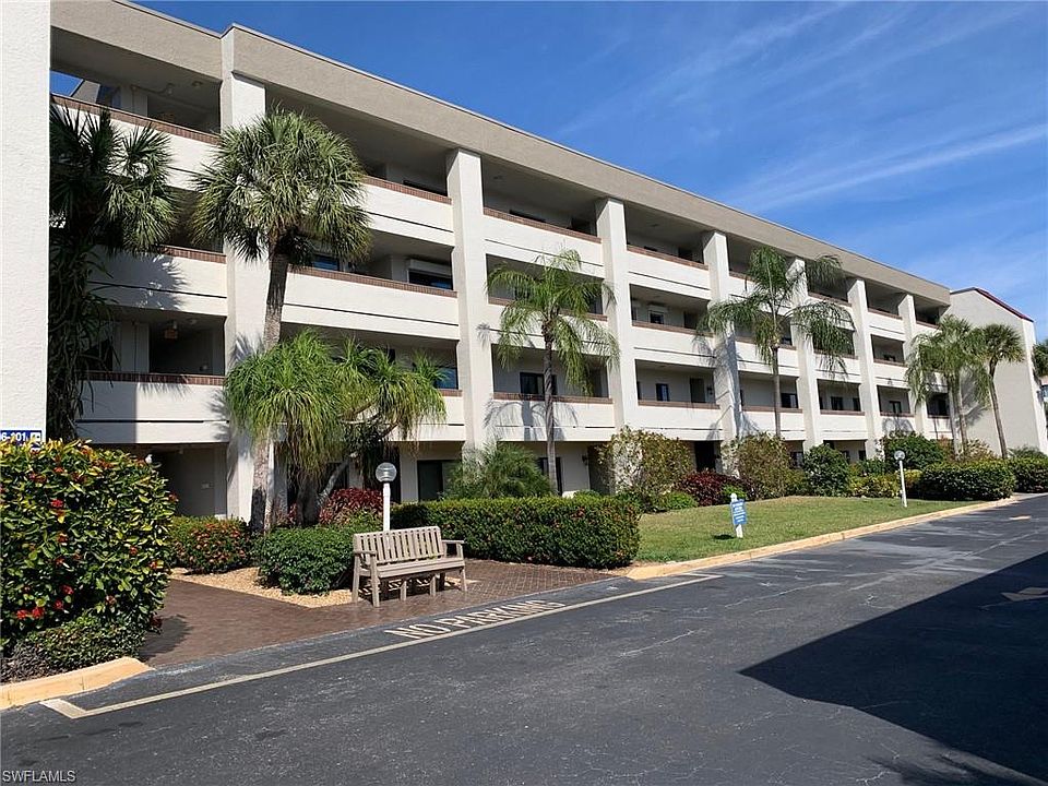 1st image of 7402 Lake Breeze Dr APT 107