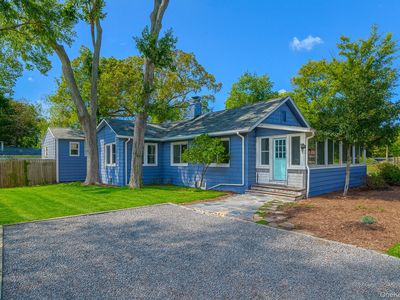 561 N Windsor Avenue, Brightwaters, NY, 11718