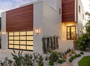 4934 Commonwealth Dr, Sarasota, FL 34242