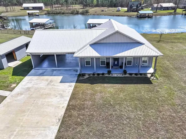2837 Sunset Dr, Donalsonville, GA 39845
