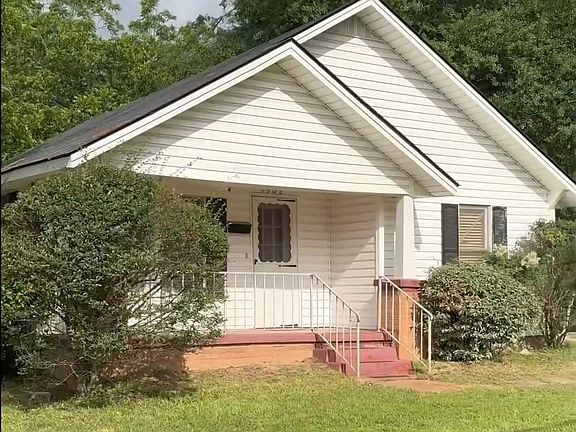 4th image of 1302 S Main St