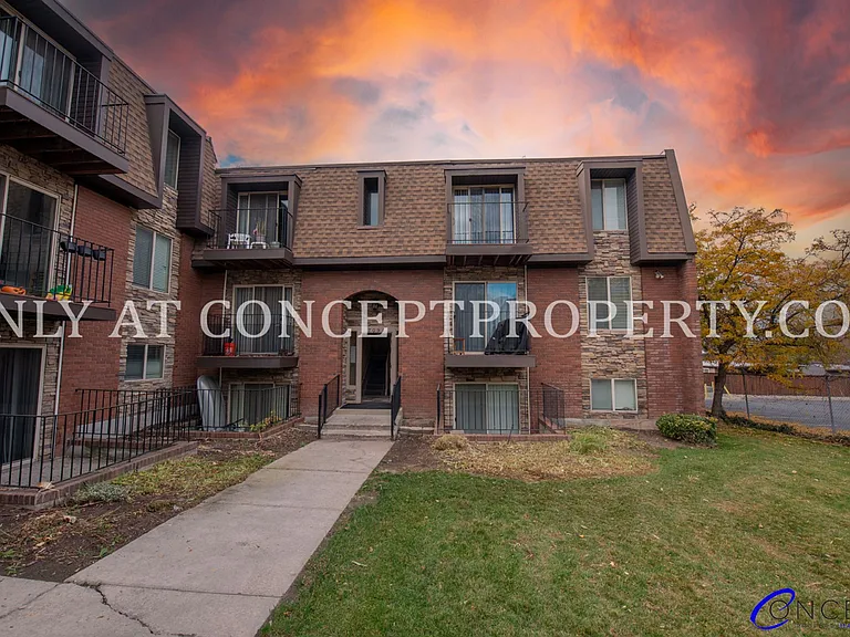 Cottonwood Heights — Photo 39