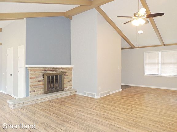 3rd image of 20629 Selfridge Pkwy