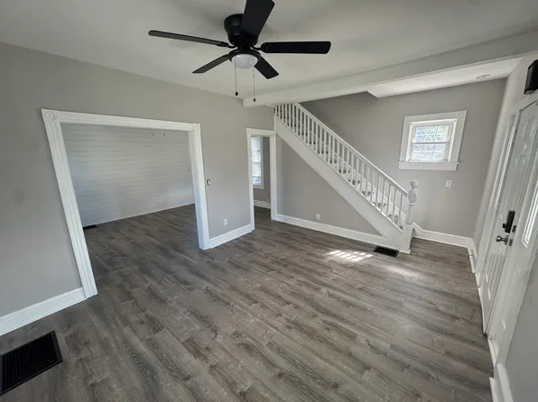 1207 9th Ave, Neptune, NJ 07753