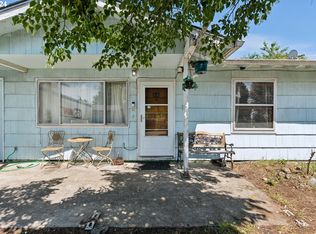 1990 SE 157th Dr, Portland, OR 97233