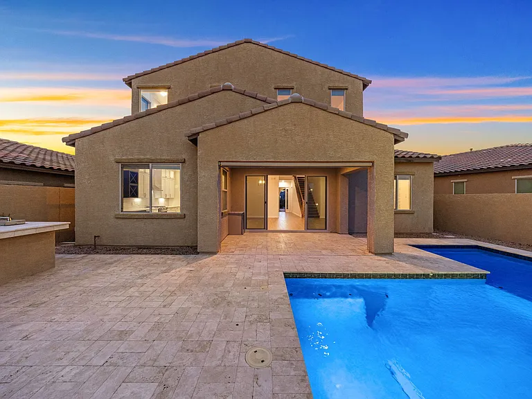 1005 W Lark Bunting Ln — Photo 37
