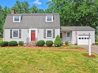 5 Village Grn, Norfolk, MA 02056