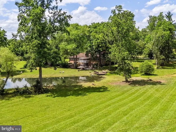 7493 Enon Church Rd, The Plains, VA 20198