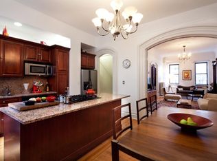 32 Saint James Pl, Brooklyn, NY 11205